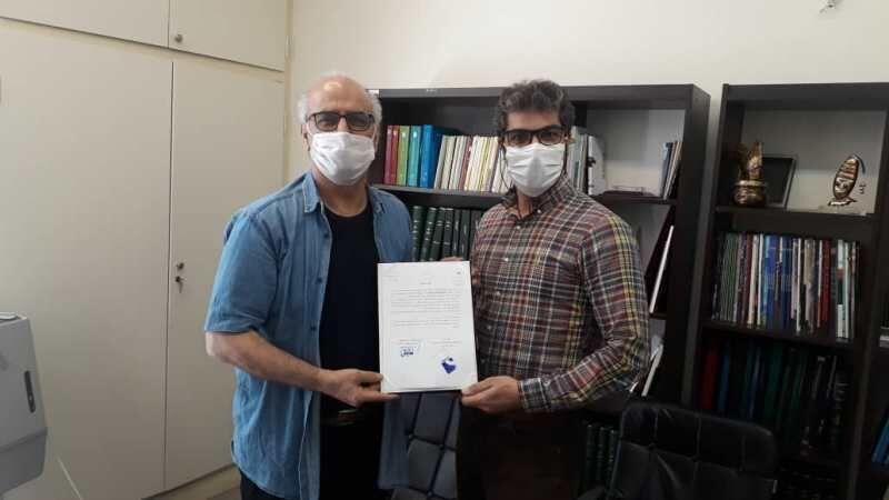خبرنگاران انتشارات نمایش و انجمن نمایشنامه نویسان توافق نامه امضا کردند