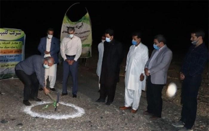 کلنگ زنی دو مجتمع آموزشی و کشت گلخانه ای در نیکشهر توسط سخنگوی دولت