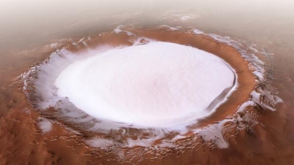 برف انبوهی که در مریخ بر خاک نشسته ، عکس